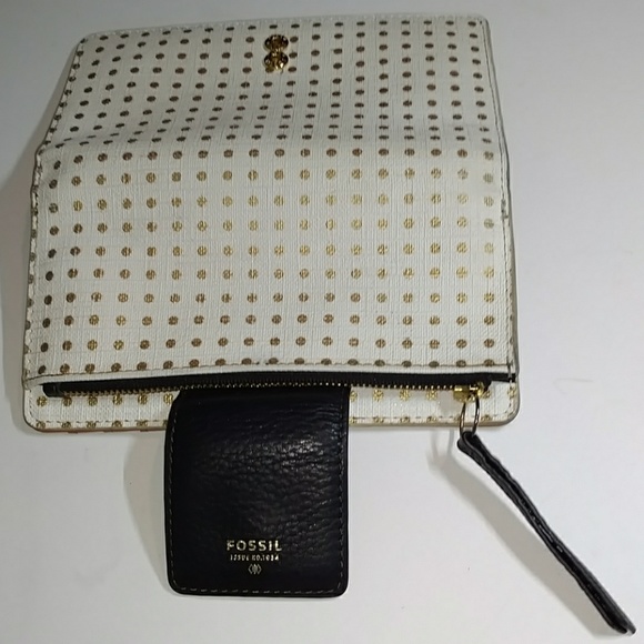FOSSIL BI-FOLD WALLET IN WHITE & GOLD POKA DOTS - Picture 5 of 8